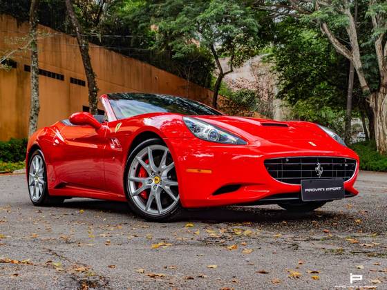 FERRARI CALIFORNIA 4.3 V8 GASOLINA F1-DCT